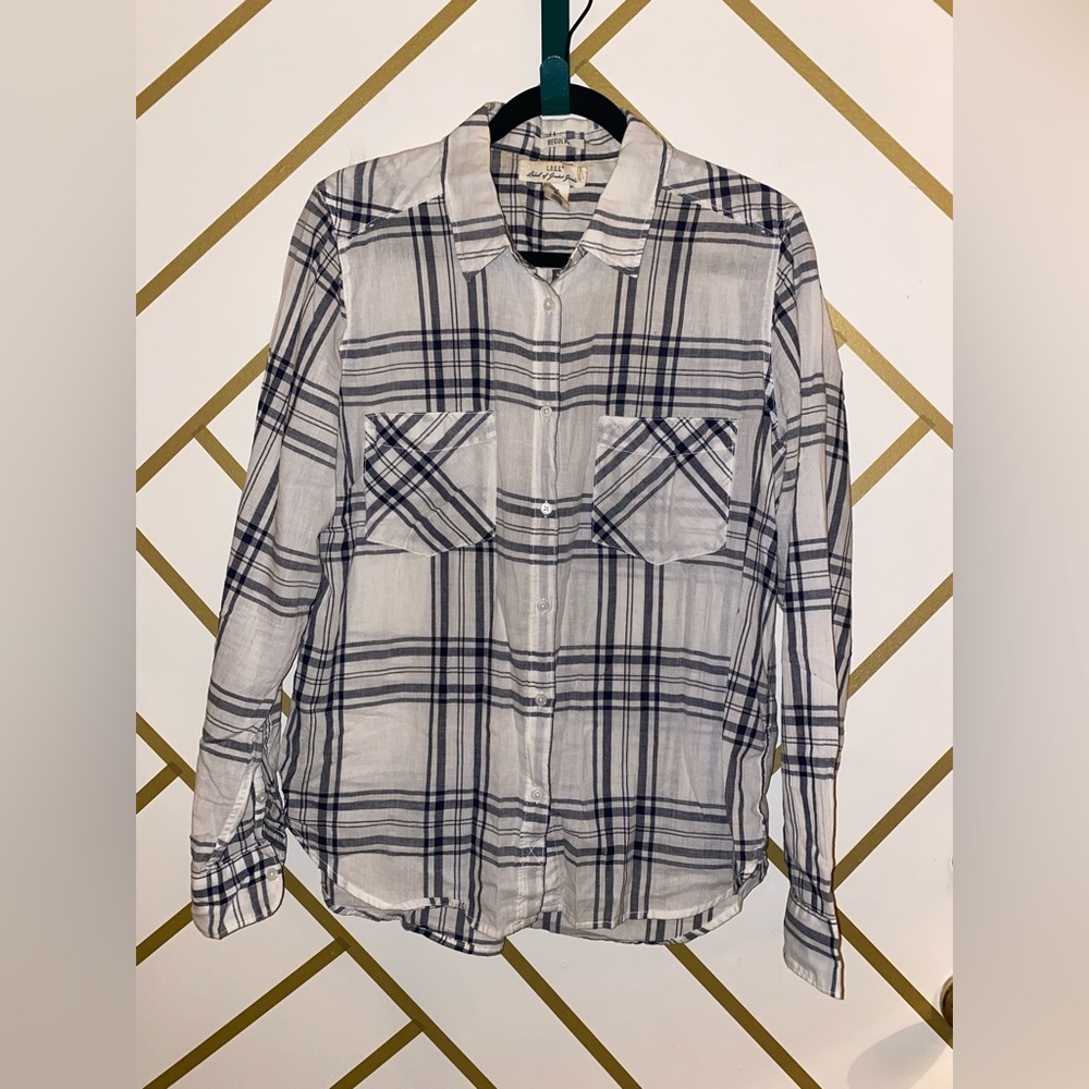 Black and White Flannel Design Button Up Blouse